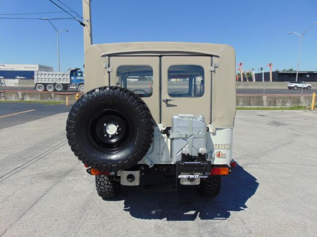 1981 Toyota Land Cruiser FJ43 - photo 6