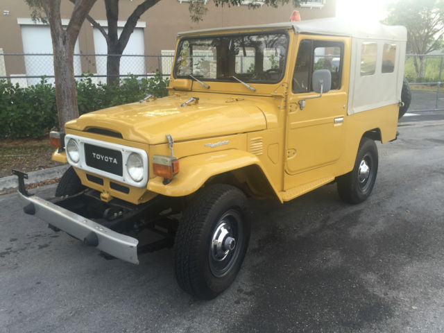 Toyota Land Cruiser FJ43 base FJ40 soft top 1979 Toyota Land Cruiser