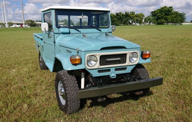 1984 Toyota Land Cruiser FJ45 PICK UP - photo 5