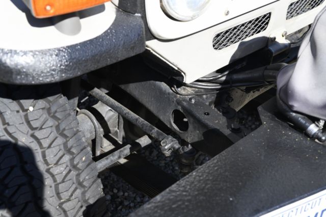 1979 Toyota Land Cruiser Troop Carrier - photo 9