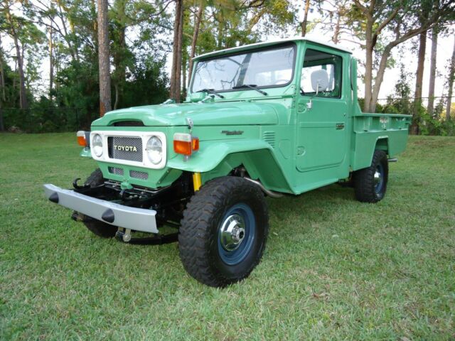 1985 Toyota Land Cruiser FJ45 - photo 4