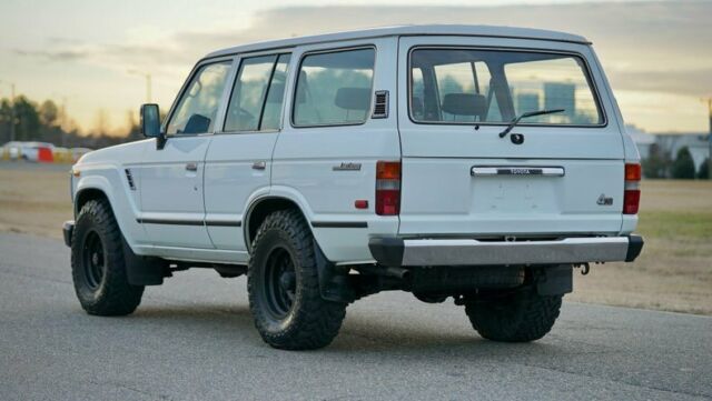 1989 Toyota Land Cruiser FJ62 Wagon - photo 7