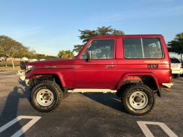 TOYOTA LAND CRUISER FJ70 1993 Toyota Land Cruiser FJ70