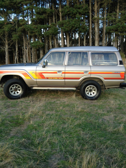 1987 Toyota Land Cruiser VX - photo 2