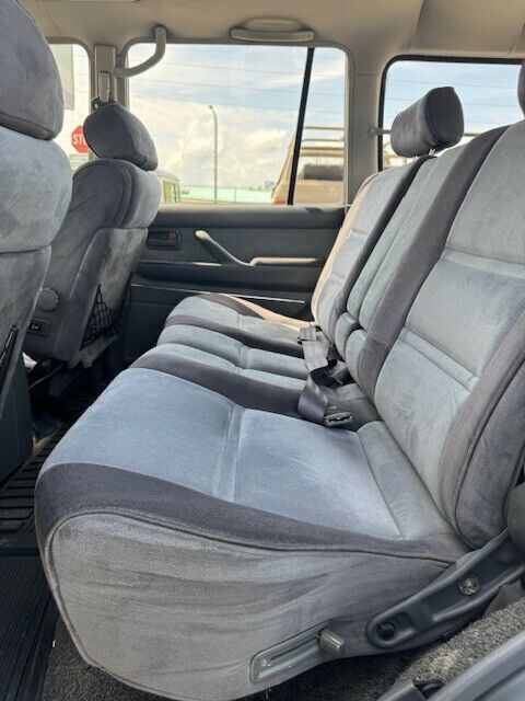 1982 Toyota Land Cruiser FJ40 - photo 9