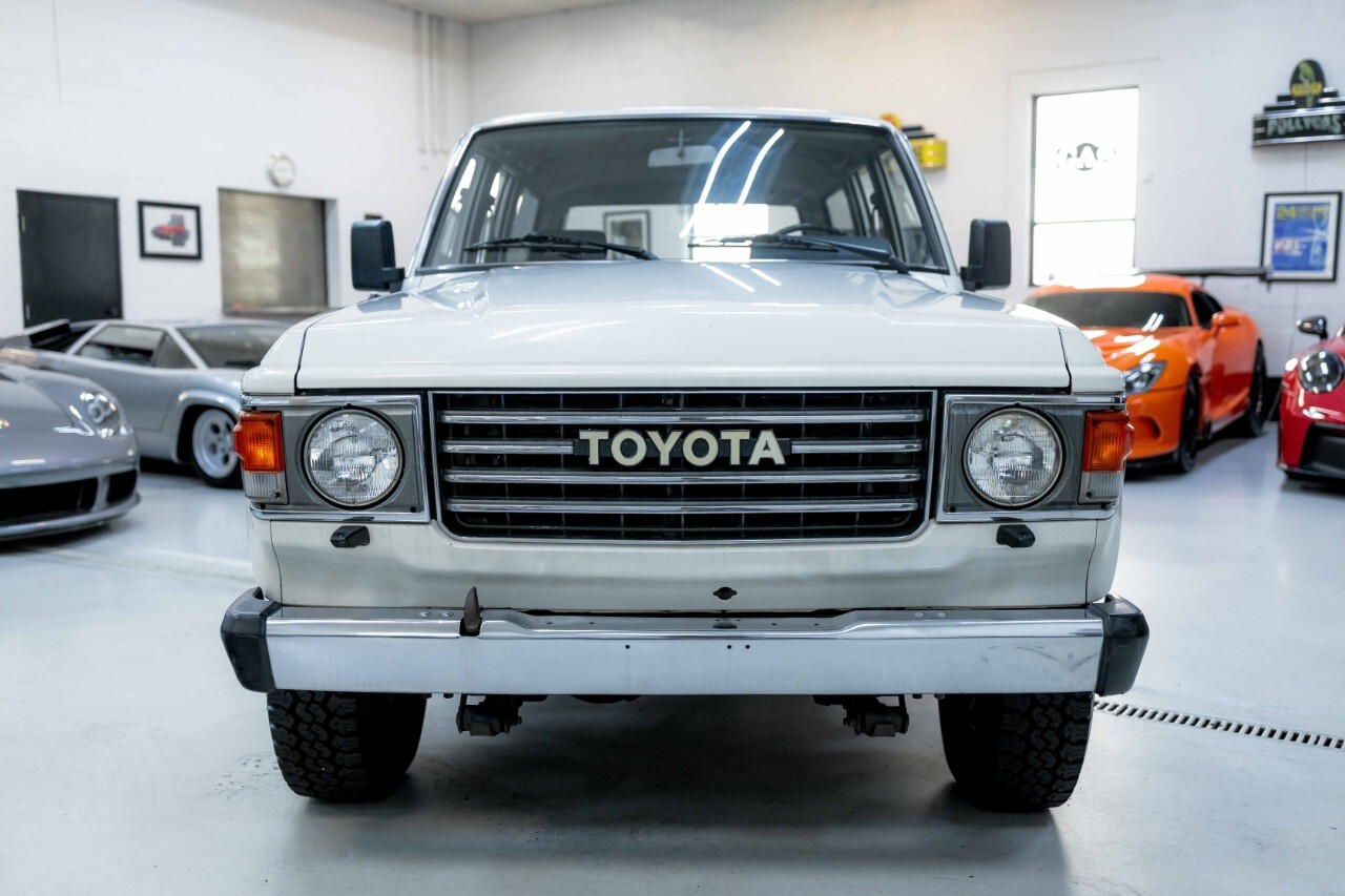 1985 Toyota Land Cruiser FJ60 - photo 4