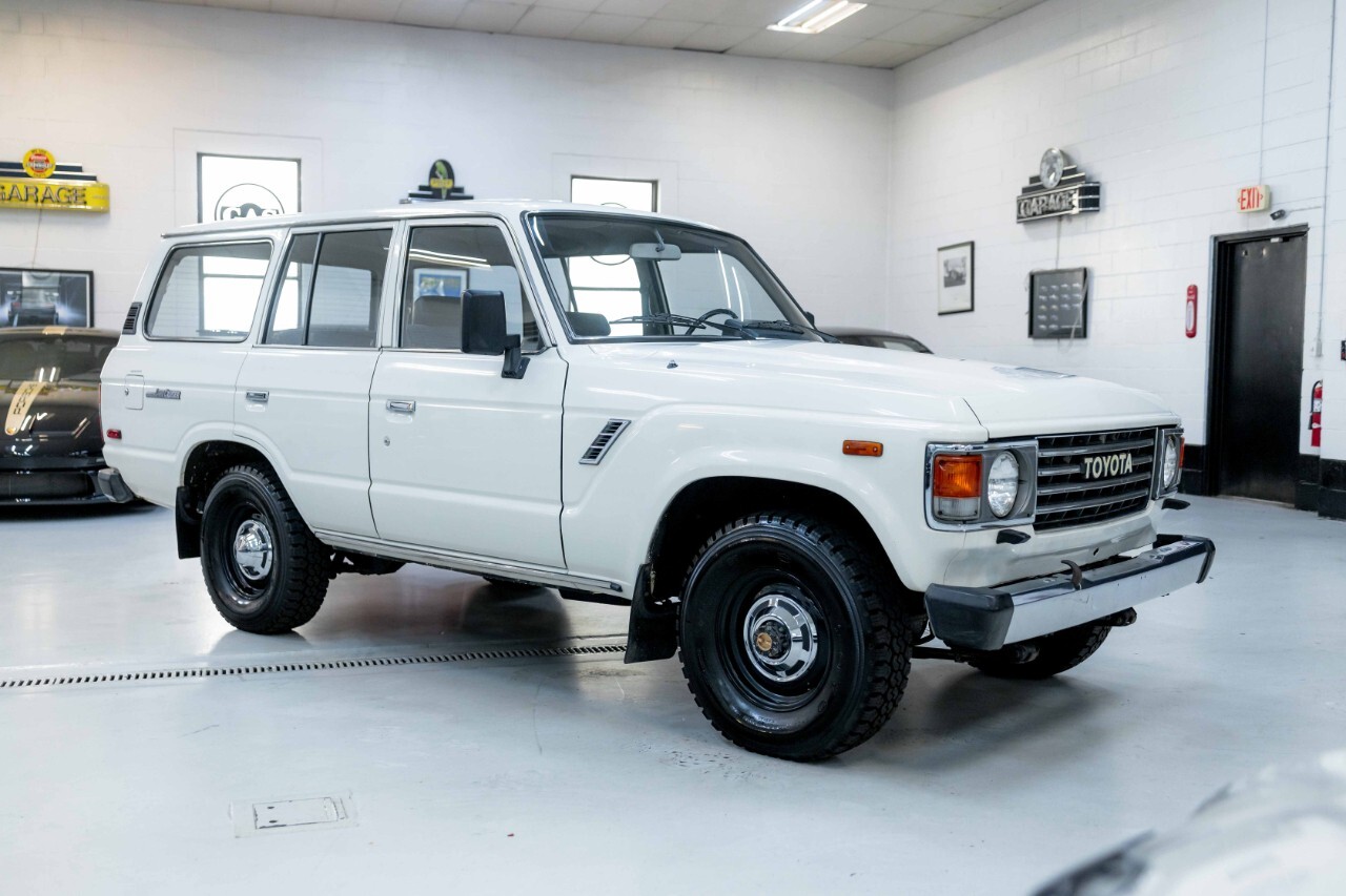 1985 Toyota Land Cruiser FJ60 - photo 5