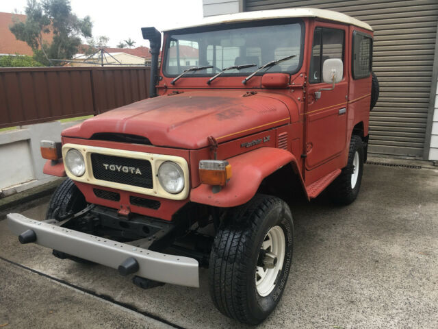 Toyota Landcruiser BJ42 Rare Diesel LX (Luxury) Factory 6 Seats/Steer/Air - FJ40 1980 Toyota Land Cruiser Diesel - Factory 6 Seater - Steer/Air BJ42 - FJ40