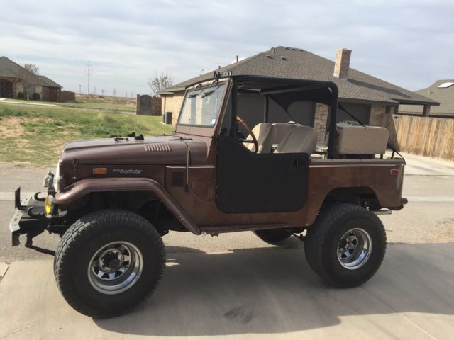 Toyota LandCruiser FJ40 1974 Toyota Land Cruiser