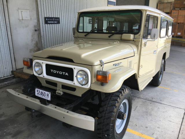 1980 Toyota Land Cruiser Grey - photo 4