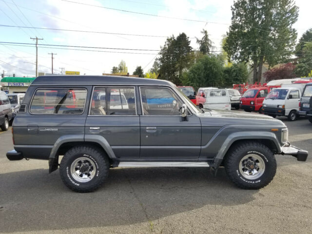 1987 Toyota Land Cruiser VX - photo 2