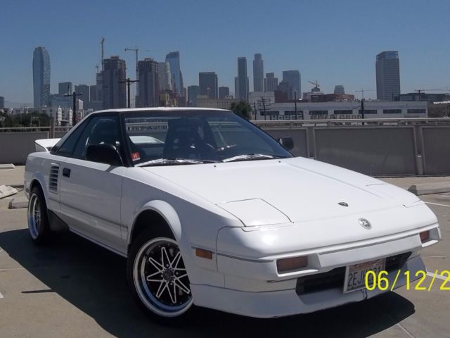 1987 Toyota MR2 - photo 2