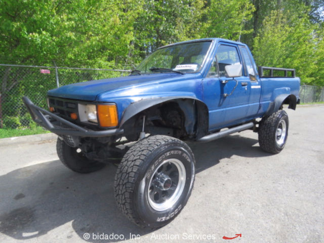 Toyota Pick Up Truck SR5 Ext Cab 4x4 SAS Off Road Wheeler 22R 5-Spd Manual 1983 Toyota Pickup Base Standard Cab Pickup 2-Door