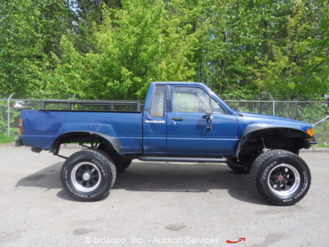 1983 Toyota Pickup Base Standard Cab Pickup 2-Door - photo 6