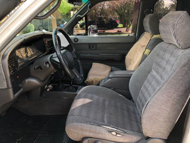 1994 Toyota Pickup SR5 extended 4x4 - photo 13
