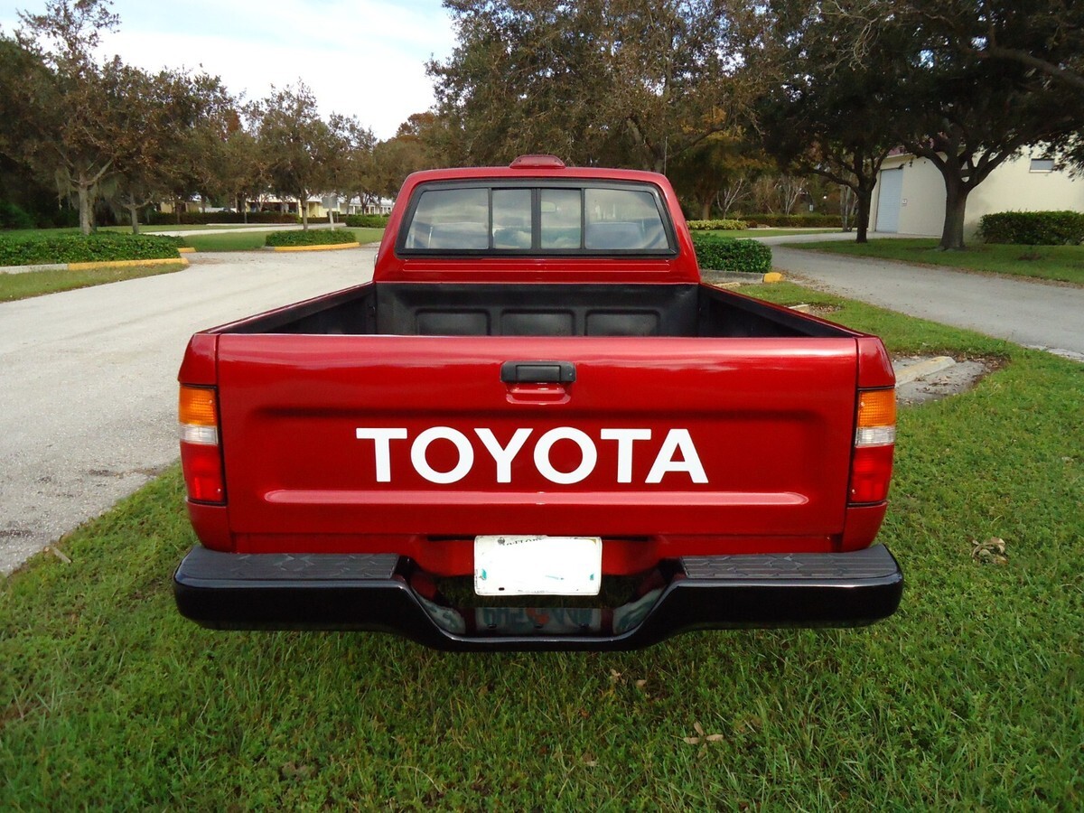 1994 Toyota Pickup - photo 8