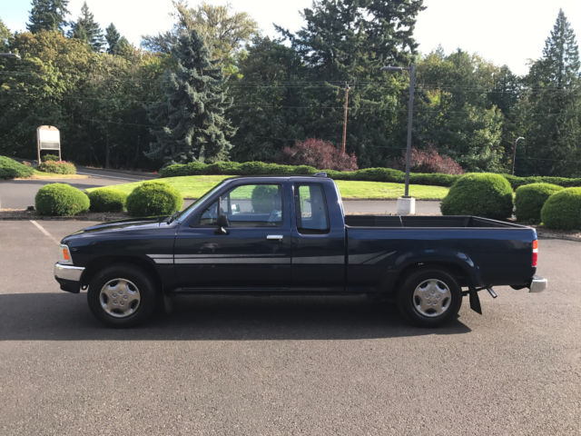 Toyota Pickup 2.4Liter 22RE v6 Low Miles T100 Tacoma 4WD 3.4 SR5 DX AT 5,Speed 1994 Toyota Pickup Extended Cab 2WD 4,Cyl 2.4 22RE Low Miles Only 53K