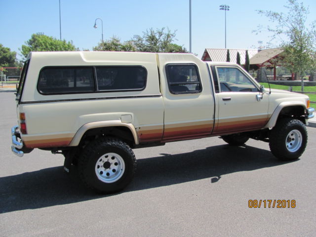 1986 Toyota Pickup - photo 9