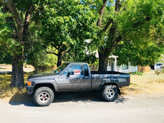 1987 Toyota Pickup 4x4 - photo 3