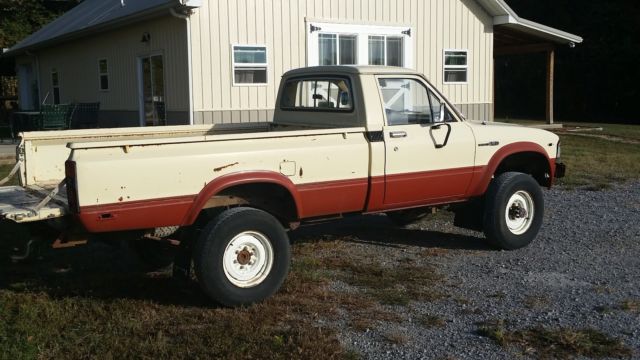 1983 Toyota Pickup Truck 4x4 - photo 9