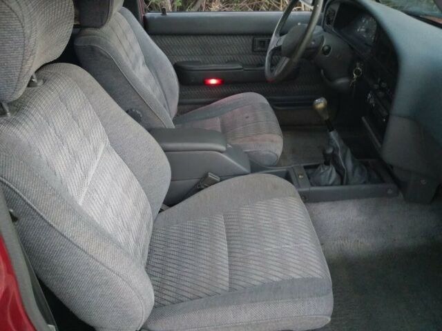 1993 Toyota Tacoma SR5 - photo 12