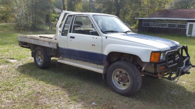 toyota pickup factory DIESEL solid front axle 4x4 1985 Toyota Other