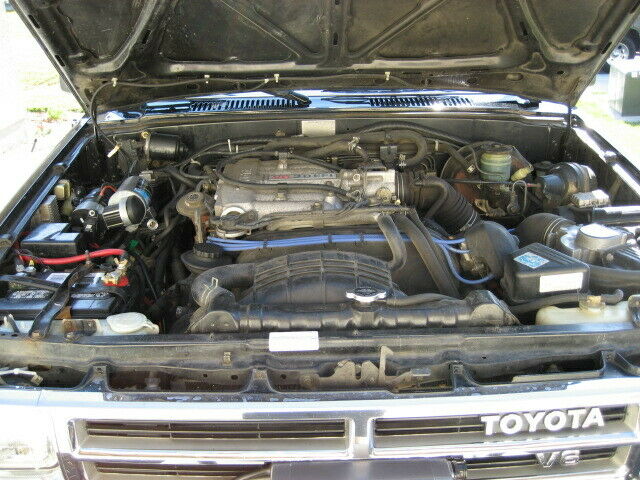 1988 Toyota SR5 Pick-Up SR5 - photo 8