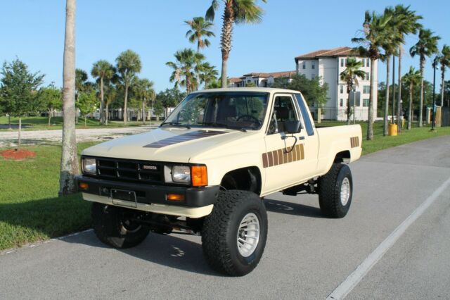 1985 Toyota Other - photo 2