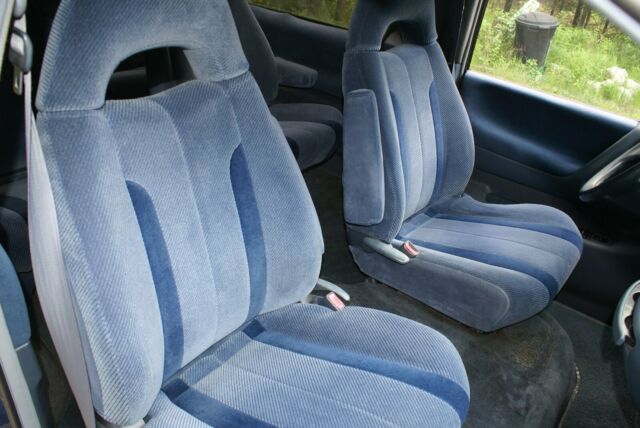 1991 Toyota Previa LE - photo 3
