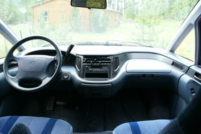 1991 Toyota Previa LE - photo 7
