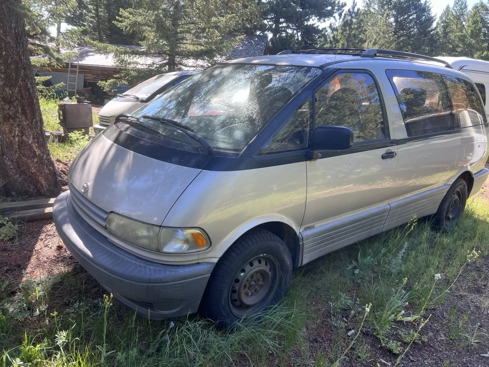 Toyota Previa LE Mid-Engine All-Wheel-Drive Van - Reliable, Economical, 7 Seats 1992 Toyota Previa LE