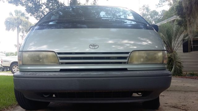1993 Toyota Previa SLE - photo 4
