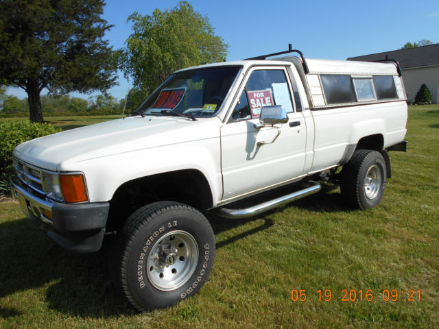 1987 Toyota Pickup Deluxe Standard Cab Long Bed Pickup - photo 7