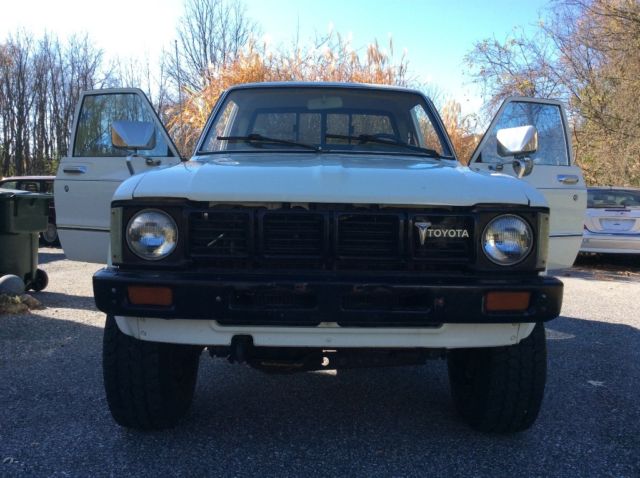 1980 Toyota Tacoma 4cyl base - photo 3