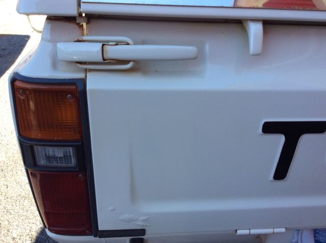 1980 Toyota Tacoma 4cyl base - photo 6