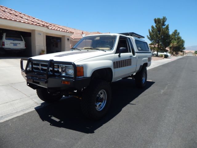 1985 Toyota Pickup SR5 - photo 3