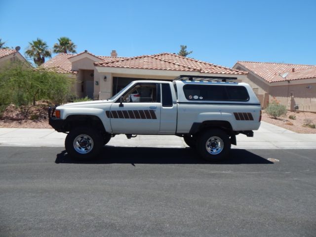 1985 Toyota Pickup SR5 - photo 4