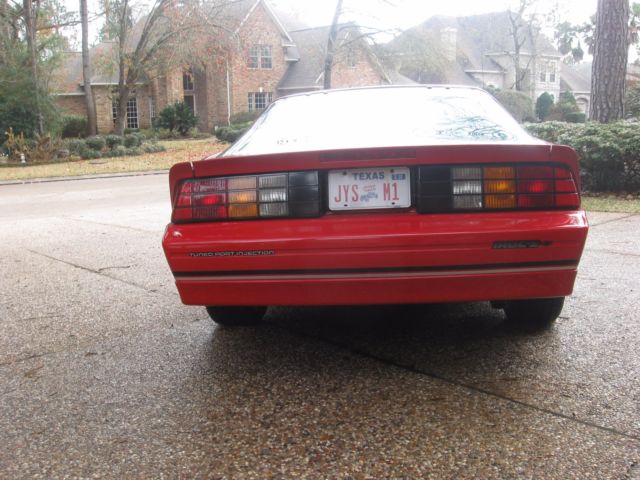 1989 Chevrolet Camaro IROC-Z - photo 4