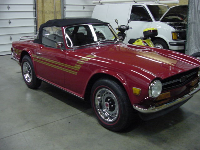 1971 Triumph TR-6 roadster - photo 3
