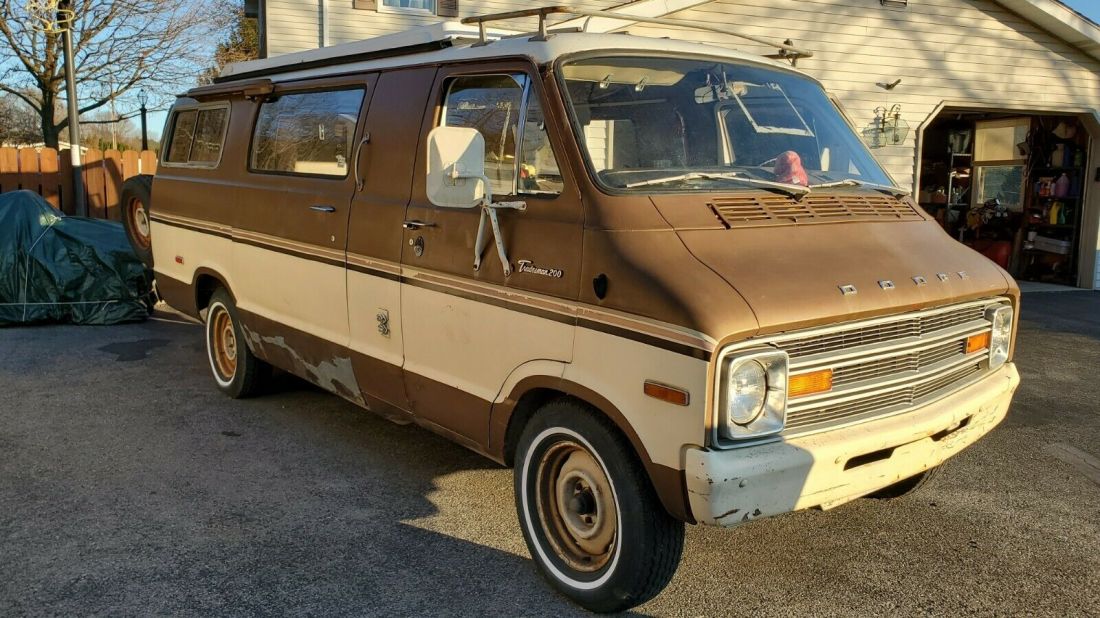Tradesman 200 Turtle Top conversion van 1974 Dodge B200