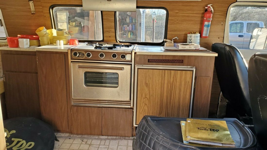1974 Dodge B200 - photo 13