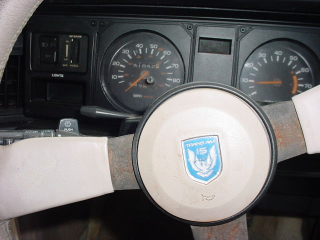1984 Pontiac Trans Am 15TH ANNIVERSARY EDITION - photo 5