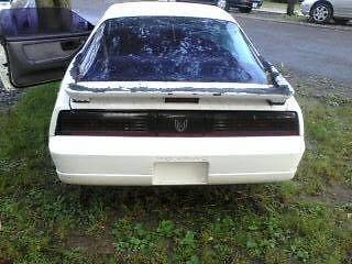 Trans Am GTA, white, 5.7 tune port 1988 Pontiac Trans Am Trans Am GTA