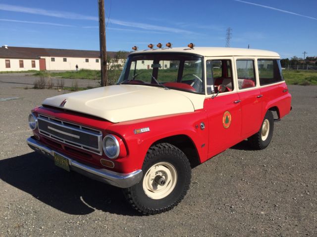 TRAVELALL 1968 International Harvester TRAVELALL