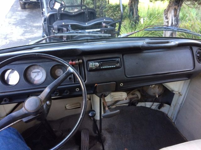 1971 Volkswagen Bus/Vanagon Deluxe - photo 7