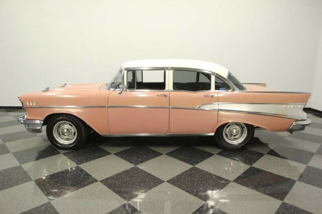 1957 Chevrolet Bel Air/150/210 4 Door Sedan - photo 3