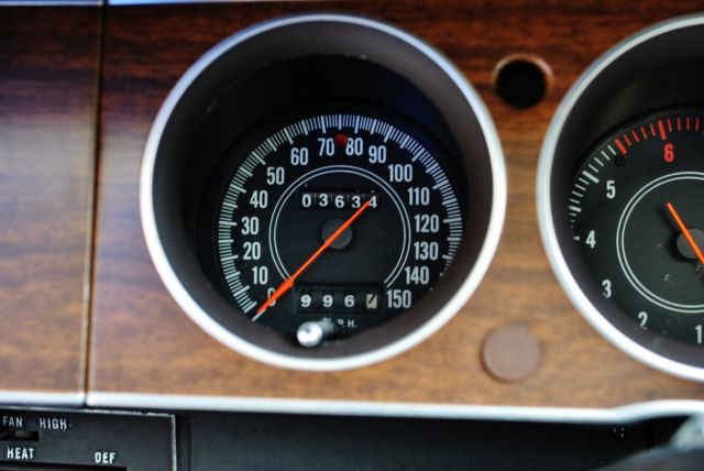 1971 Dodge Challenger 440 v-8 4 speed stunning - photo 13
