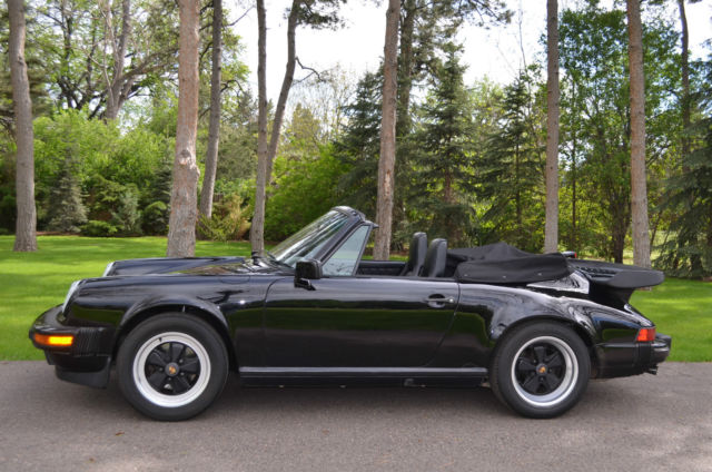 Triple Black Beauty - Ice Cold A/C - Passionately Cared For - Highly Coveted! 1989 Porsche 911