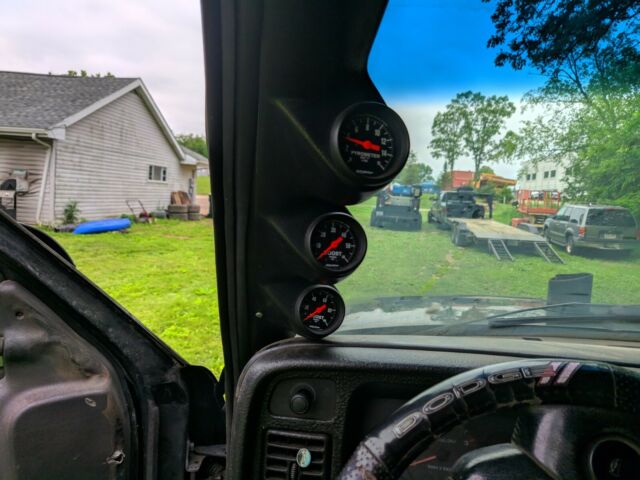 1994 Dodge Ram 2500 Sport - photo 11