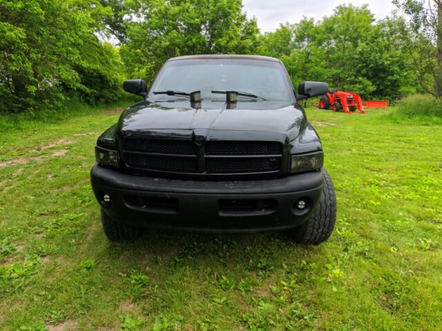 1994 Dodge Ram 2500 Sport - photo 9